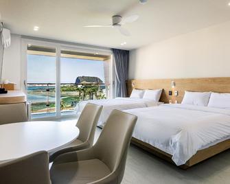 Jeju Spring and Autumn Hotels & Resorts - Seogwipo - Bedroom