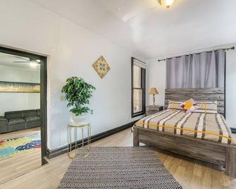 Beautiful Large 1 bed 1 bath in Capitol Hill denver - Denver - Habitació