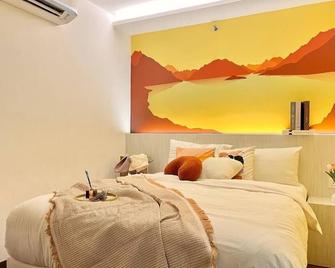 Swing & Pillows - Kl Cheras Maluri - Kuala Lumpur - Bedroom
