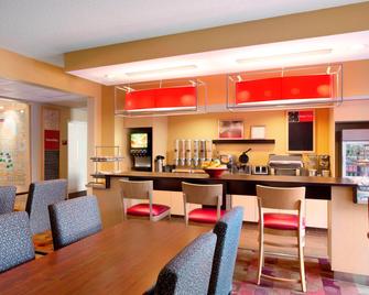 TownePlace Suites by Marriott Dallas Bedford - Bedford - Restaurang