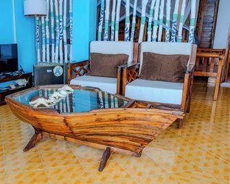 Hôtel de rêve Nosy Komba - Ampangorinana