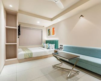 Fabhotel Red Vibe - Bhopal - Yatak Odası