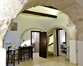 Trullo 'Vicolo Fiorito' - Alberobello - Dining room