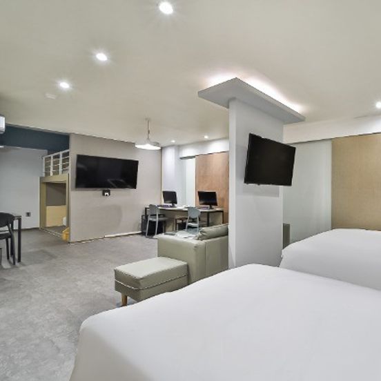 Daegu Seongseo Hotel May image 1