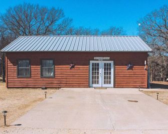 Quaint Cabin Experience in Jacksboro - Jacksboro - Building