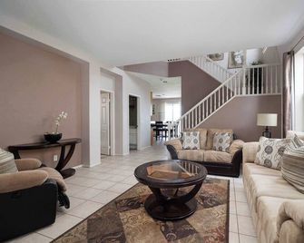 Perfect Family Home w/ Private Outdoor Space! - San Diego - Sala de estar