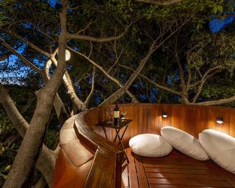Nido Ecoluxury Treehouse - Casa de Arbol - San Juan Cosalá - Sala de estar