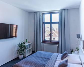 Hotel Centrum - הראניצה - חדר שינה