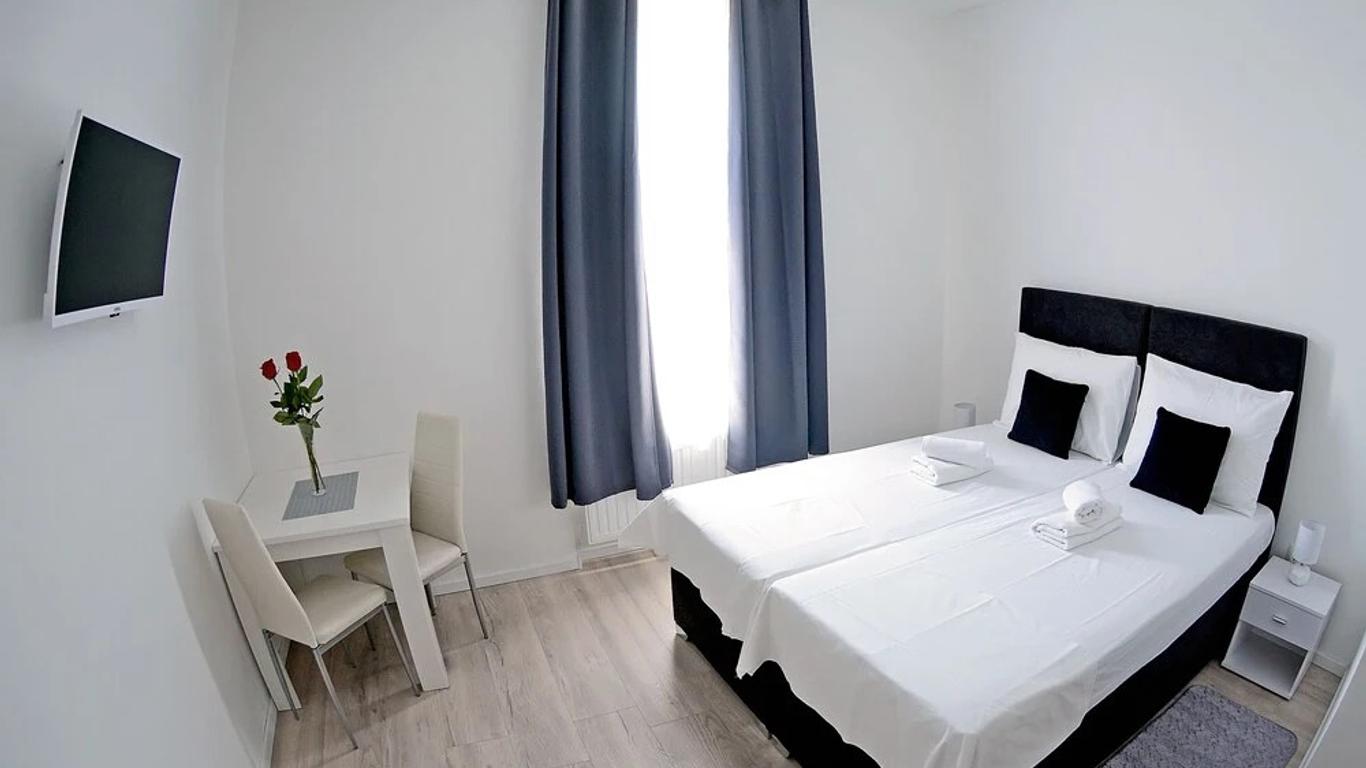 Virtus Apartments and Rooms