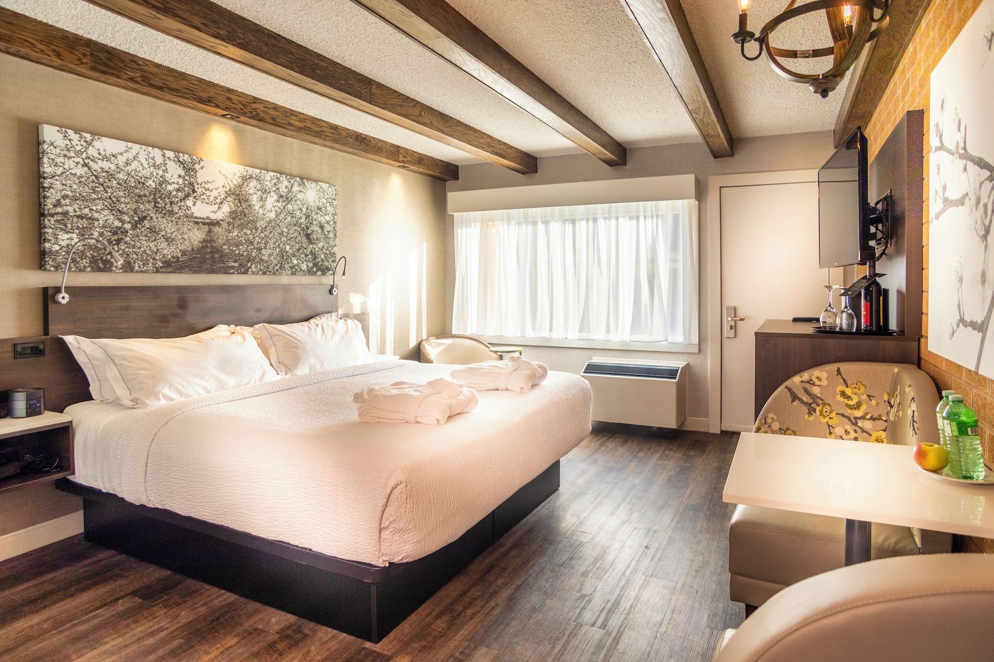 Old Orchard Inn - Wolfville