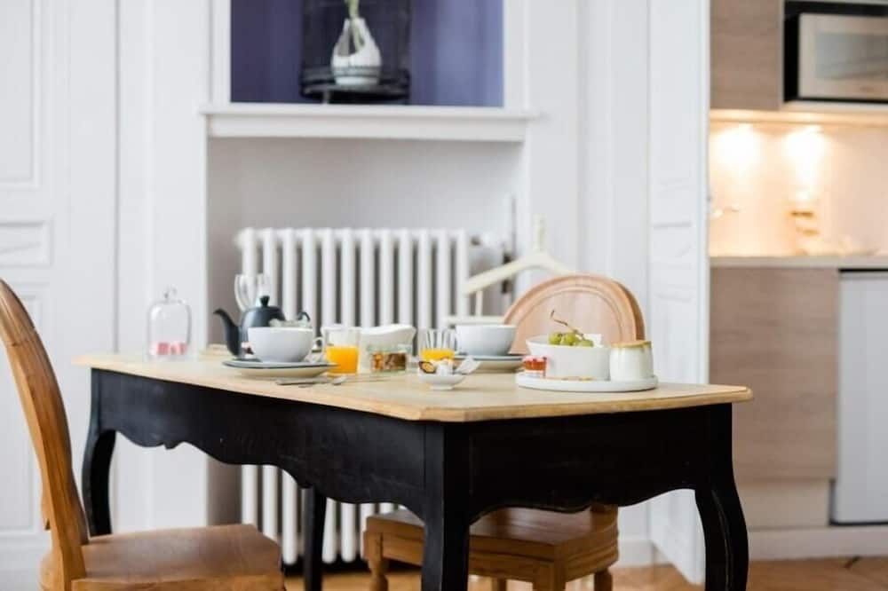 ميزون أيلور