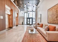 Bright Travel-friendly 1BR Downtown Condo | Perfect for Medical Tourism - Boston - Lobby