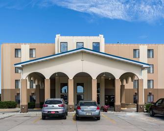 Rodeway Inn - Norfolk - Edificio