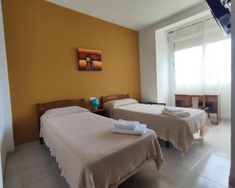 Hostal Neus - Alcala de Chivert - Habitación