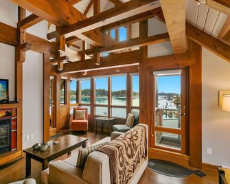 Waterfront - Black Rock Landing - Ucluelet - Sala de estar