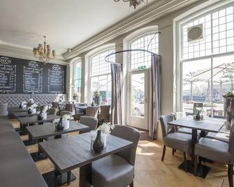 Charming Stay with Onsite Dining Near Coastal Trails and Town Squares! Breakfast - Middelbourg - Restaurant