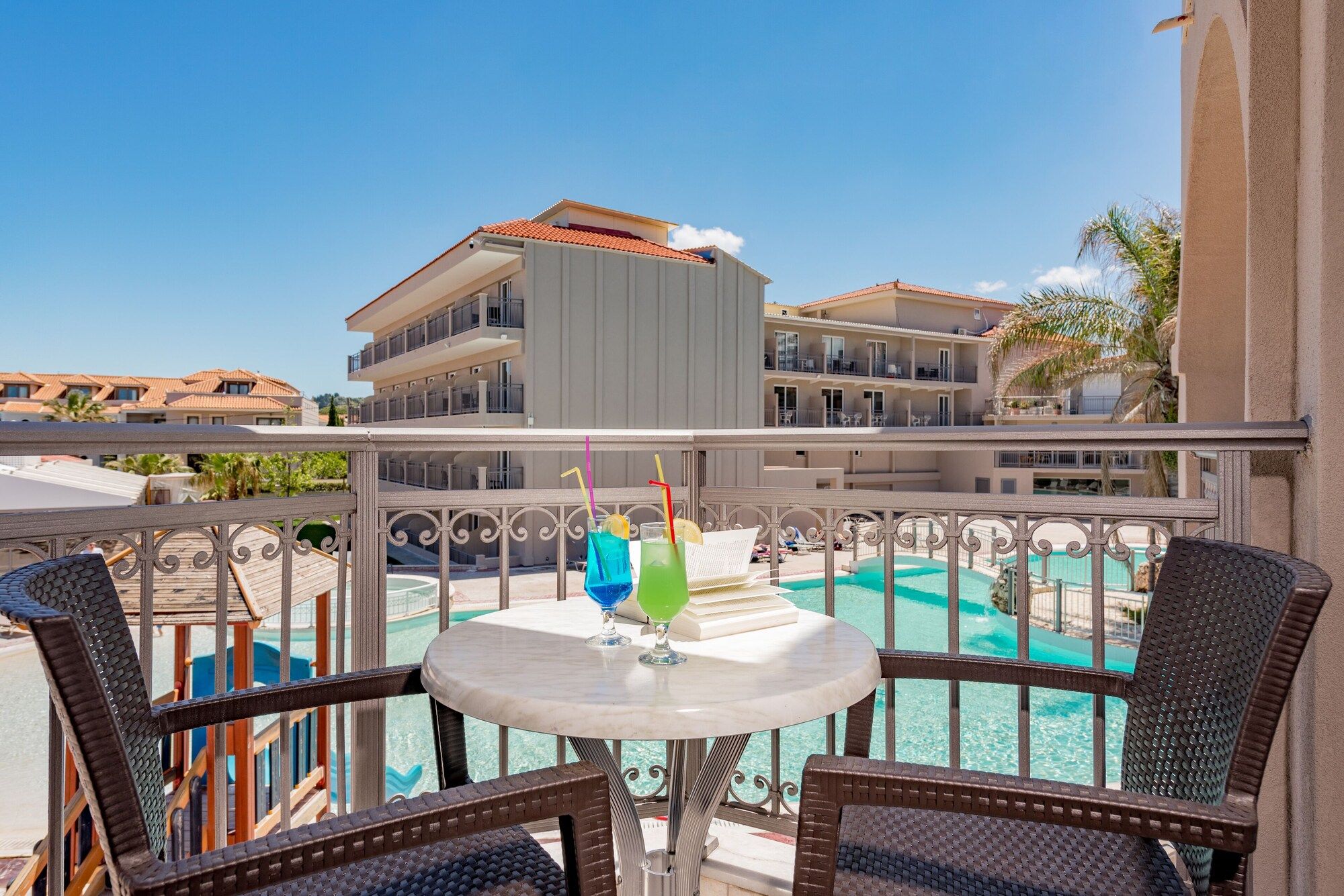 Tsilivi Beach Hotel - זאקינתוס (עיר) - מרפסת