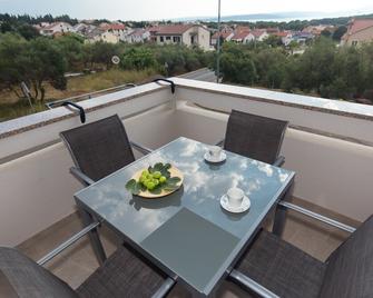 Apartments Kiara - Punat - Balcony