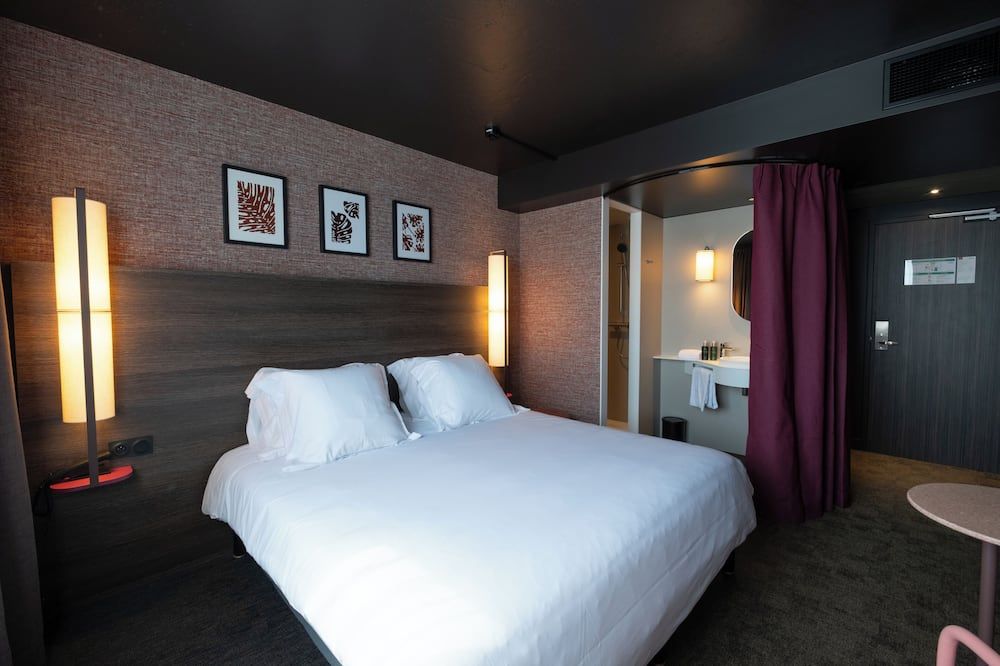 Hotel Oceania Lyon thumbnail 3