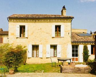 The Chamboul Tour - Saint-michel-de-montaigne - Edificio