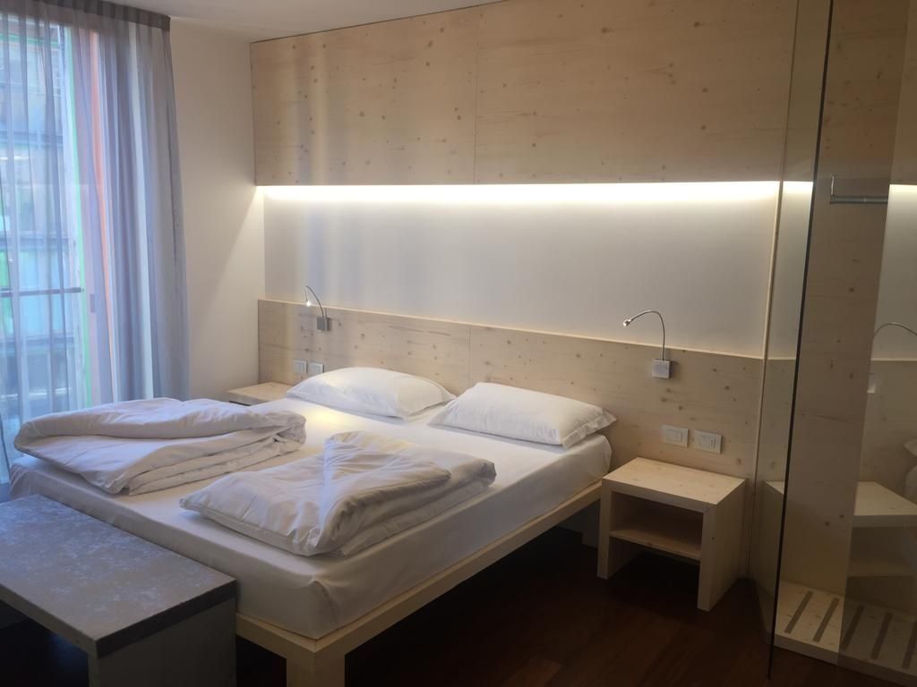 Komodo short stay apartments - טרנטו - חדר שינה