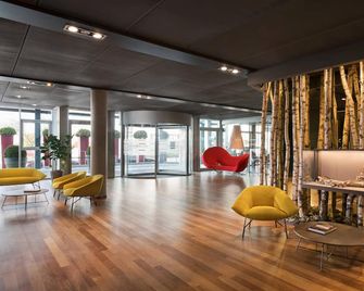 Four Points by Sheraton Bolzano - Bolzano - Resepsjon