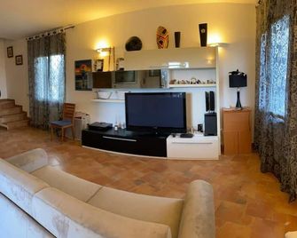 Villa Zara - Terracina - Wohnzimmer