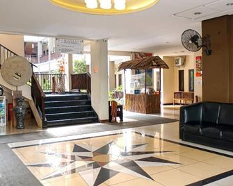 Sun In Pangandaran Hotel - Pangandaran - Recepción
