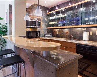 Your Home Away From Home - Port Moody - Kitchen