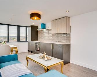 Enterprise Aparts - Bradford - Living room