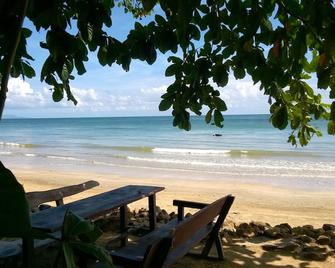 Bonhomie Beach Cottage - Koh Jum - Plage