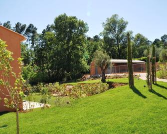 New In Roussillon: Seasonal Rental Villas Dolce Vita - Roussillon - Extérieur