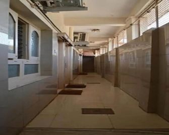 Mourya Deluxe Ac Lodge - Chitradurga - Hallway