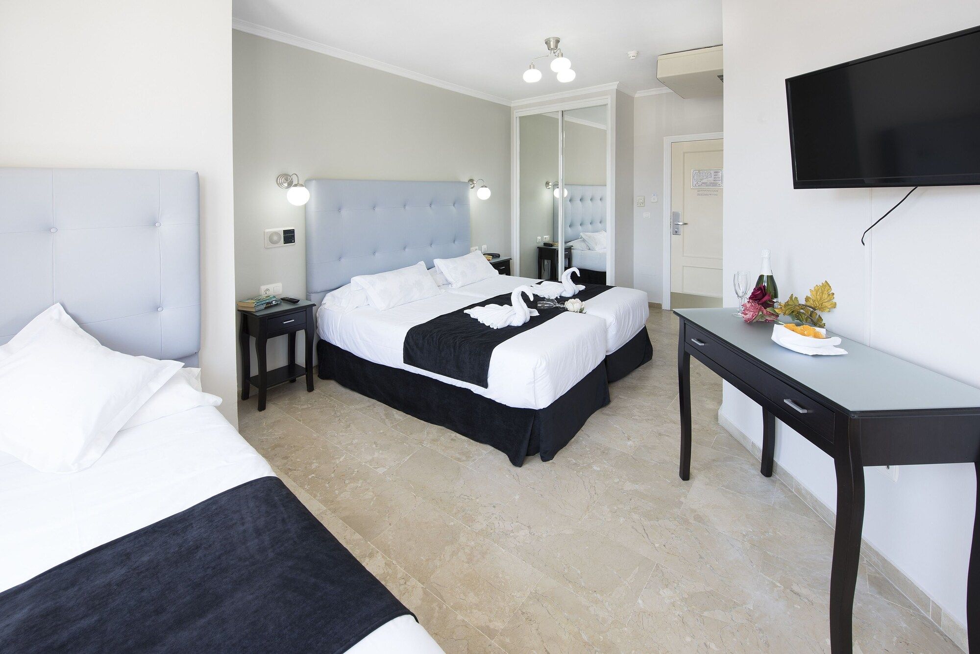 Hotel Toboso Chaparil - נרחה - חדר שינה