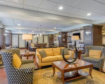 Hampton Inn Meadville - Meadville - Salónek