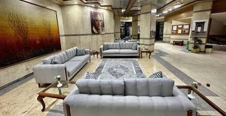 Gaddis Hotel, Suites and Apartments - Luxor - Oleskelutila