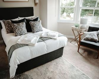 The Hope & Anchor Restaurant & Rooms - Ross-on-Wye