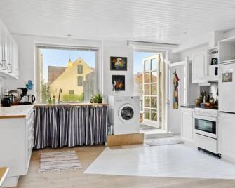 Apartment Blakke - 200m from the sea in Funen by Interhome - Faaborg - Кухня