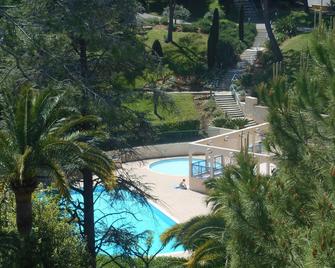 Appartement Les Palmiers - Vacances Cote d'Azur - Cannes - Piscina