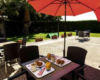 Ibis Valencia Alfafar - Alfafar - Patio