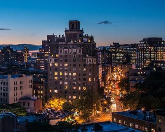 Washington Square Hotel - New York - Outdoor view