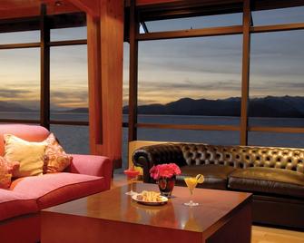 Alma Del Lago Suites & Spa - San Carlos de Bariloche - Sala de estar