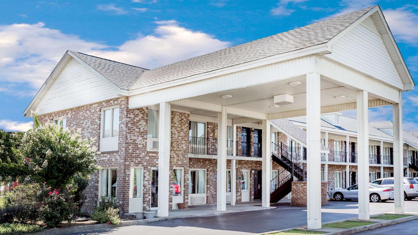 Days Inn by Wyndham Manning