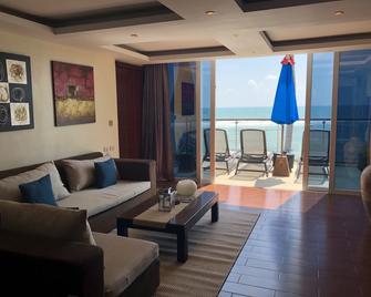Royal Beach Boutique Resort And Spa - Ko Samui - Sala de estar