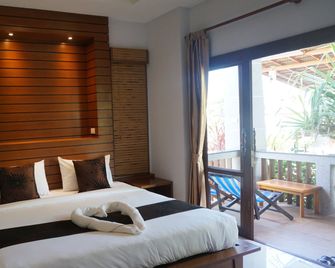 Lanta Intanin Resort - קו לנטה - חדר שינה