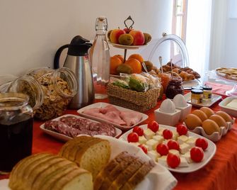 B&B San Francesco - Siena - Buffet
