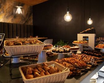Hi Hotels Trento - Wellness & Spa Adults Only - Trento - Prasmanan