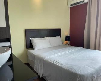 Zotel Business & Leisure Hotel - Kuching - Ložnice