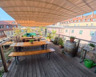 Babelfish Hostel - Wurzburgo - Balcón