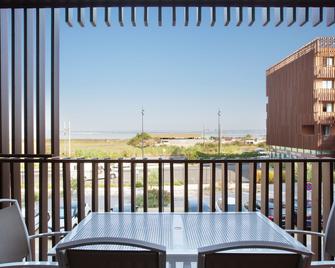 Résidence Odalys Terra Gaia - Sète - Balcony